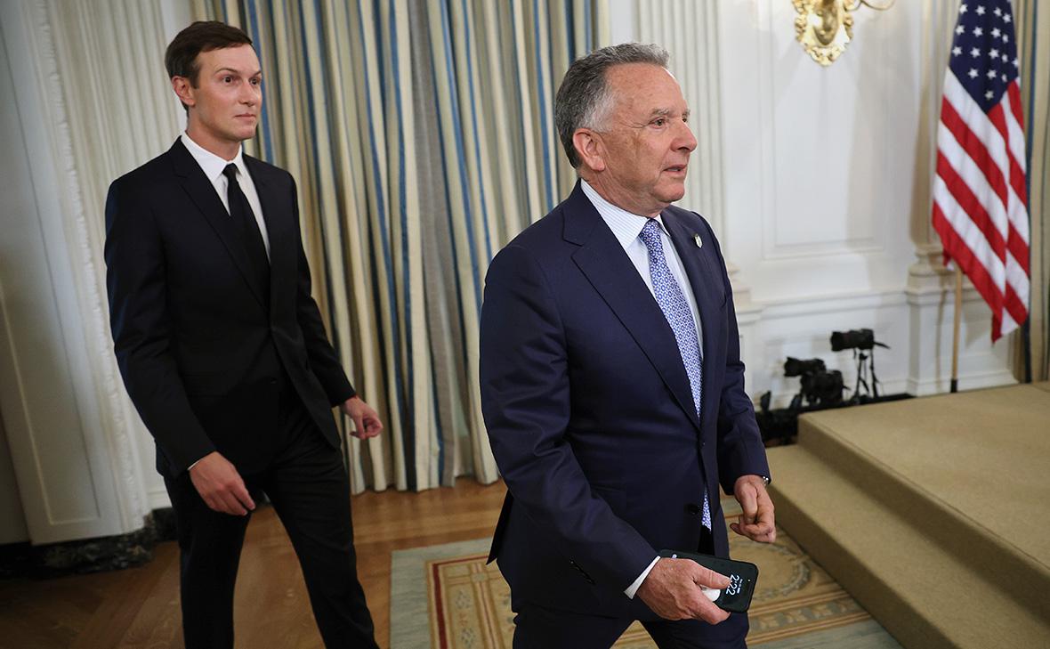 Trampın elçisi ilə kürəkəni Putinin qəbuluna gedirlər