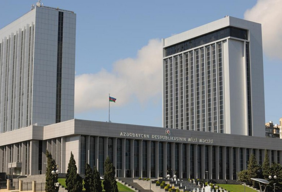 Deputatların məzuniyyəti başa çatdı