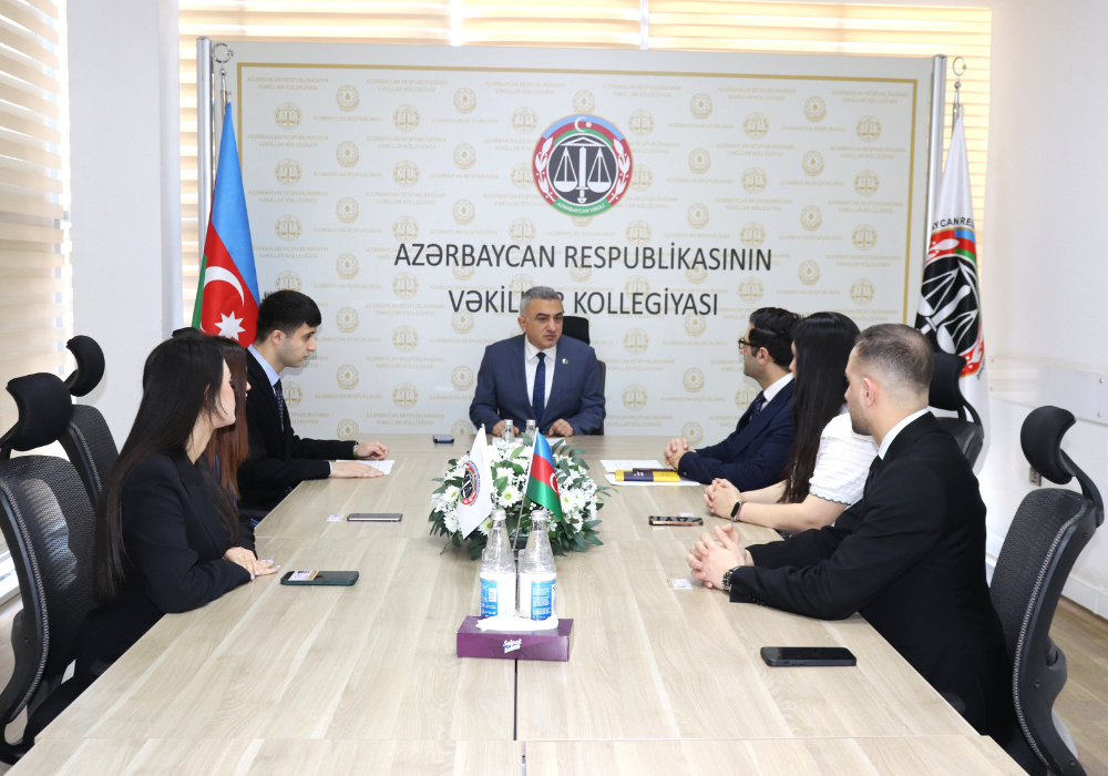 Azərbaycandakı&nbsp;vəkil köməkçilərinin sayı açıqlandı