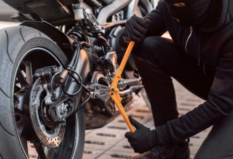 Avtomobil və motosiklet oğurlayan şəxslər saxlanıldılar