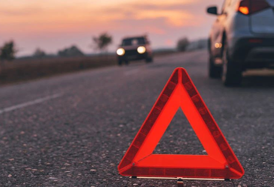 Gəncədə sərnişin avtobusu maşınla toqquşdu - YARALI VAR&nbsp;