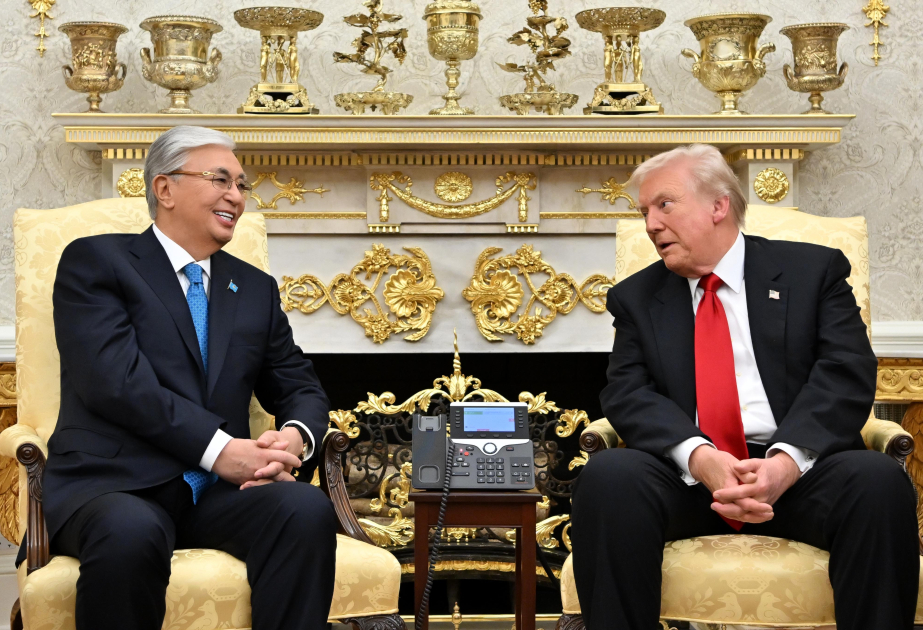 Tramp türk dövlətinin rəhbərinə xüsusi dəvət göndərdi