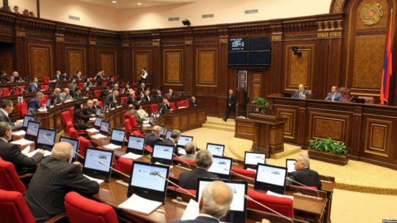 Ermənistan parlamenti sonuncu iclasa toplaşdı