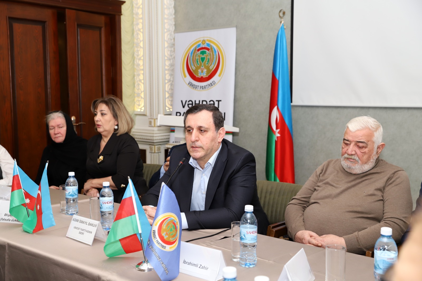 Primakovun adı siyahıdan niyə çıxarılıb?