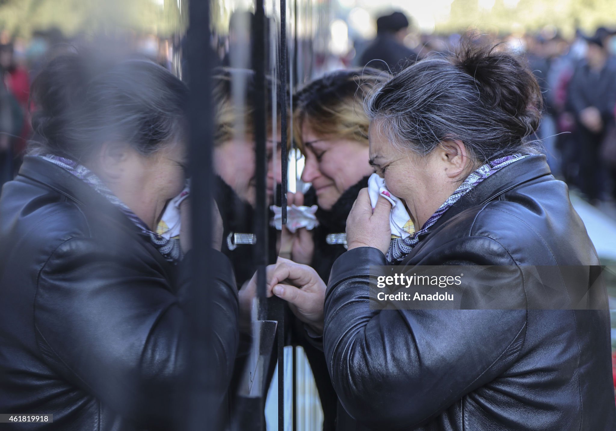 AXC-nin məsuliyyətsizliyi və tarixi ikiüzlülük