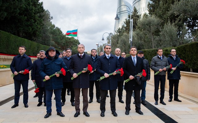 ADY rəhbərliyi Şəhidlər xiyabanında&nbsp;- FOTOLAR