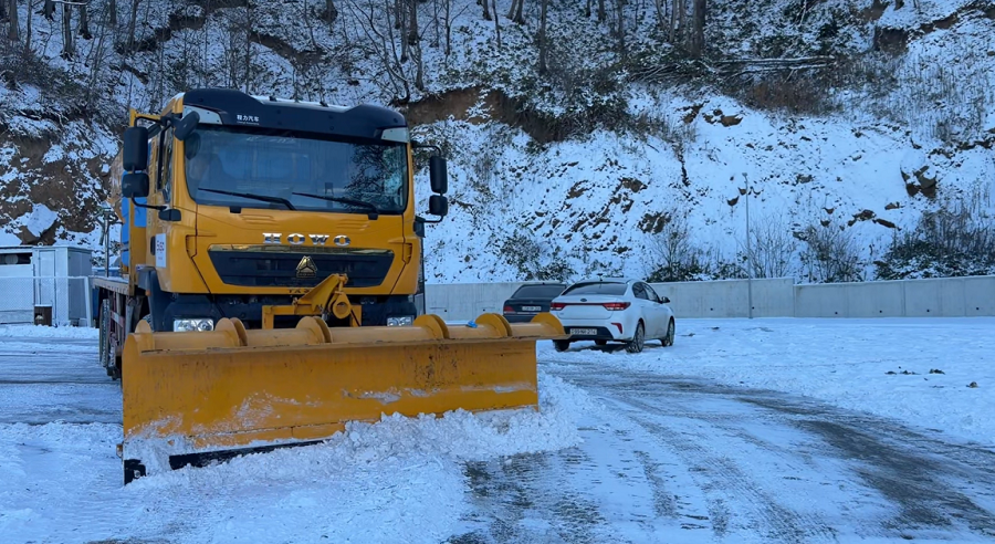 Qarlı yollarda texnika çatışmır-&nbsp;&ldquo;Azəravtoyol&rdquo;dan&nbsp; aydınlıq