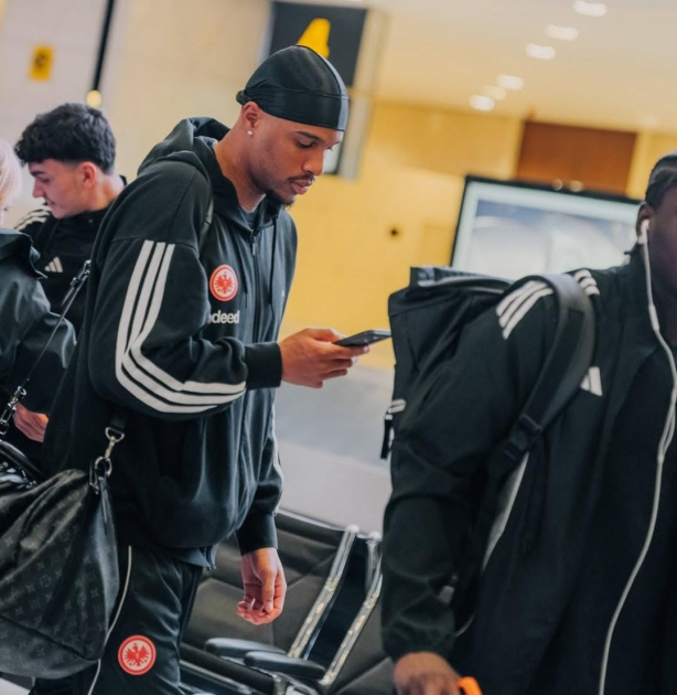 &ldquo;Ayntraxt&rdquo; &ldquo;Qarabağ&rdquo;la oyun üçün Bakıya gəldi