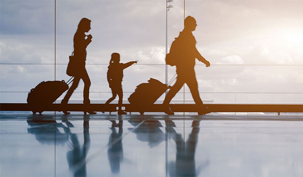 Gənclərin köçü: Ermənistan "qocalar evi"nə çevrilir