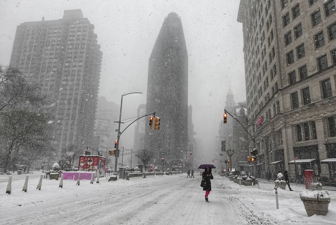 1 milyon insan işıqsız qaldı - 11 nəfər öldü
