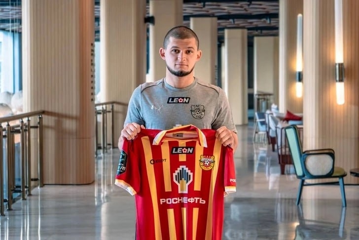 Azərbaycanlı futbolçu üçün 400 min avro ödədilər