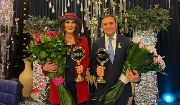 Gülyanaq və Mənsum Özbəkistanda təltif olundu