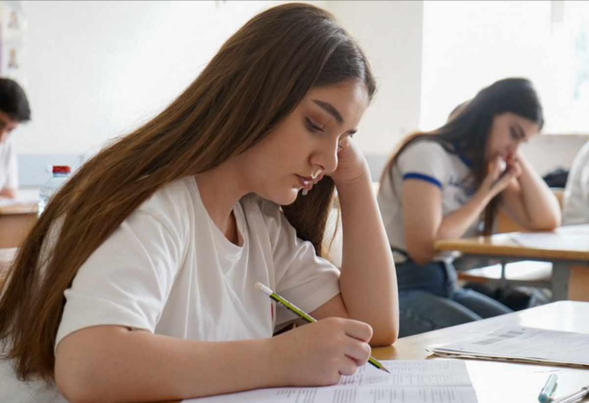 Abituriyentlərə şad xəbər: test bankı təkmilləşdiriləcək