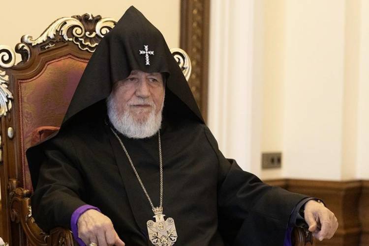 II Qareginin Ermənistandan çıxışı yasaqlanır