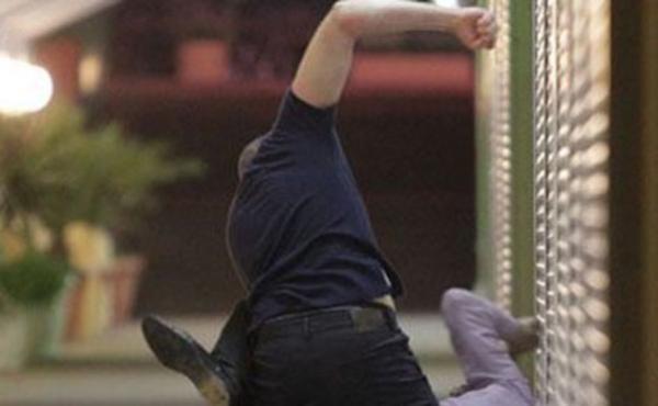 Ata və oğul evə çağırdıqları &ldquo;Azəriqaz&rdquo;ın əməkdaşını döyüb?