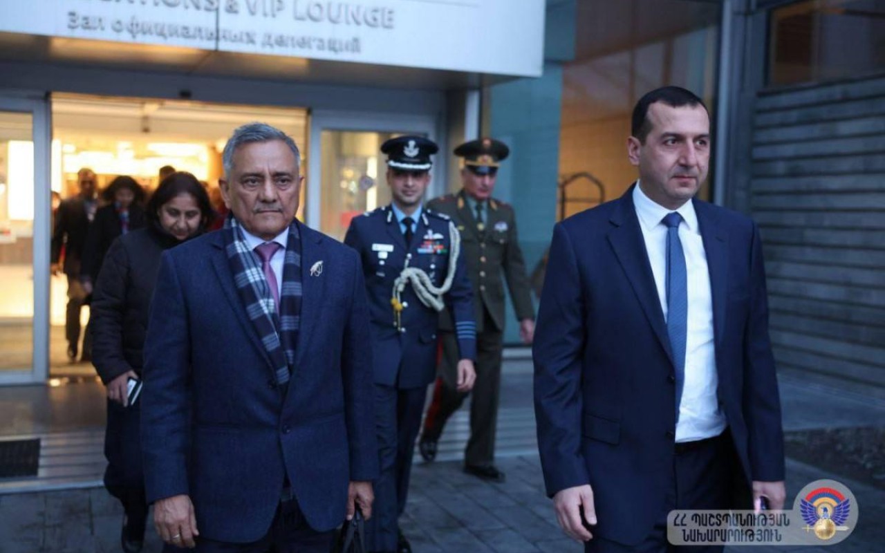Hindistan generalı Ermənistanda