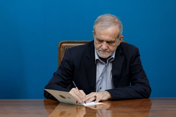 Pezeşkian göstəriş verdi: İran-ABŞ danışıqları BAŞLAYIR