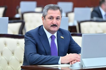 Biz haqlı olaraq gənclərimizlə fəxr edirik