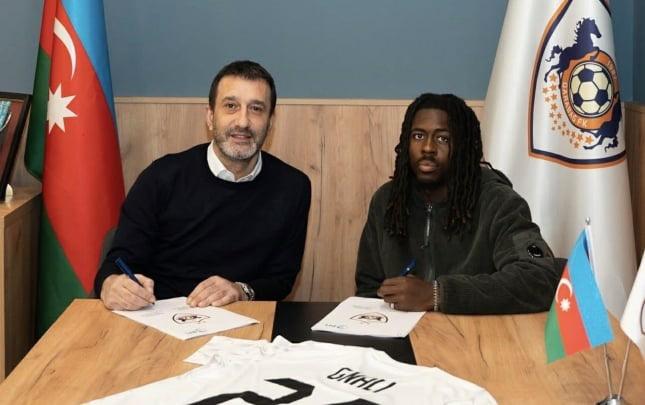 &ldquo;Qarabağ&rdquo; yeni futbolçu üçün bu qədər pul ödəyib