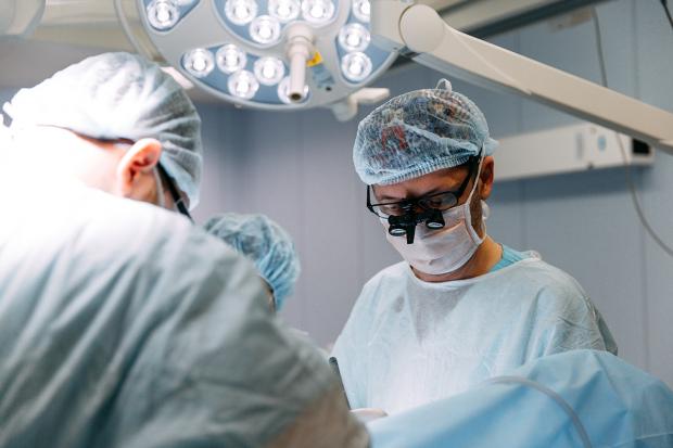 Bakıda şagirdin güllələdiyi müəllimin&nbsp;son durumu&nbsp;- RƏSMİ