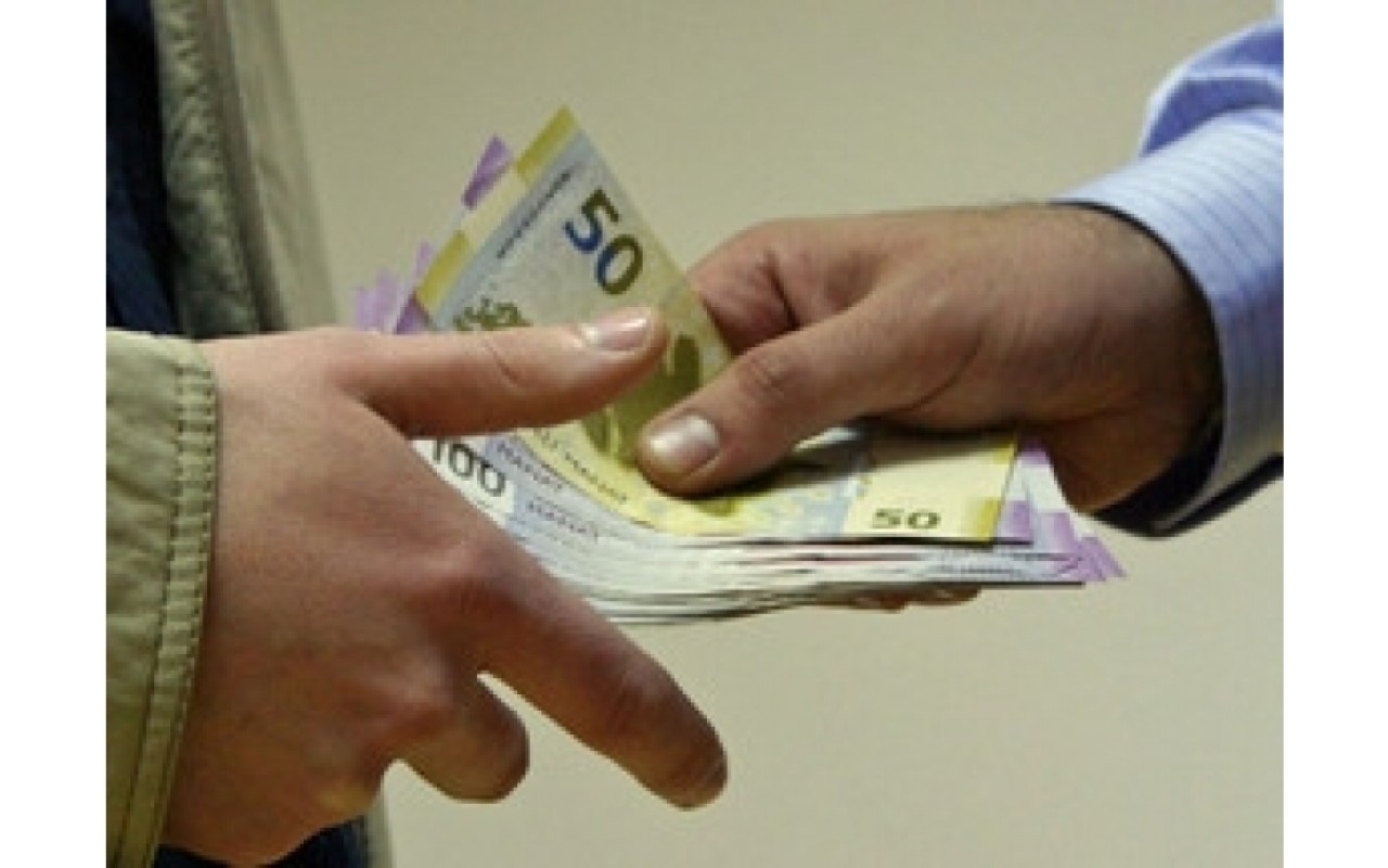 Gecikdirilmiş 45 min manat pul işçilərə ödənildi