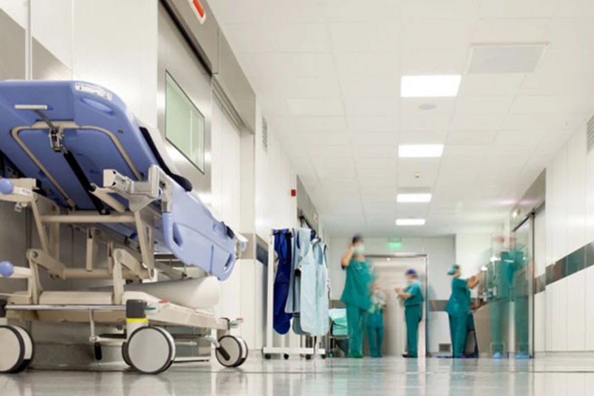 Şəmkirdə bıçaqlanan məktəblilərin son durumu açıqlandı