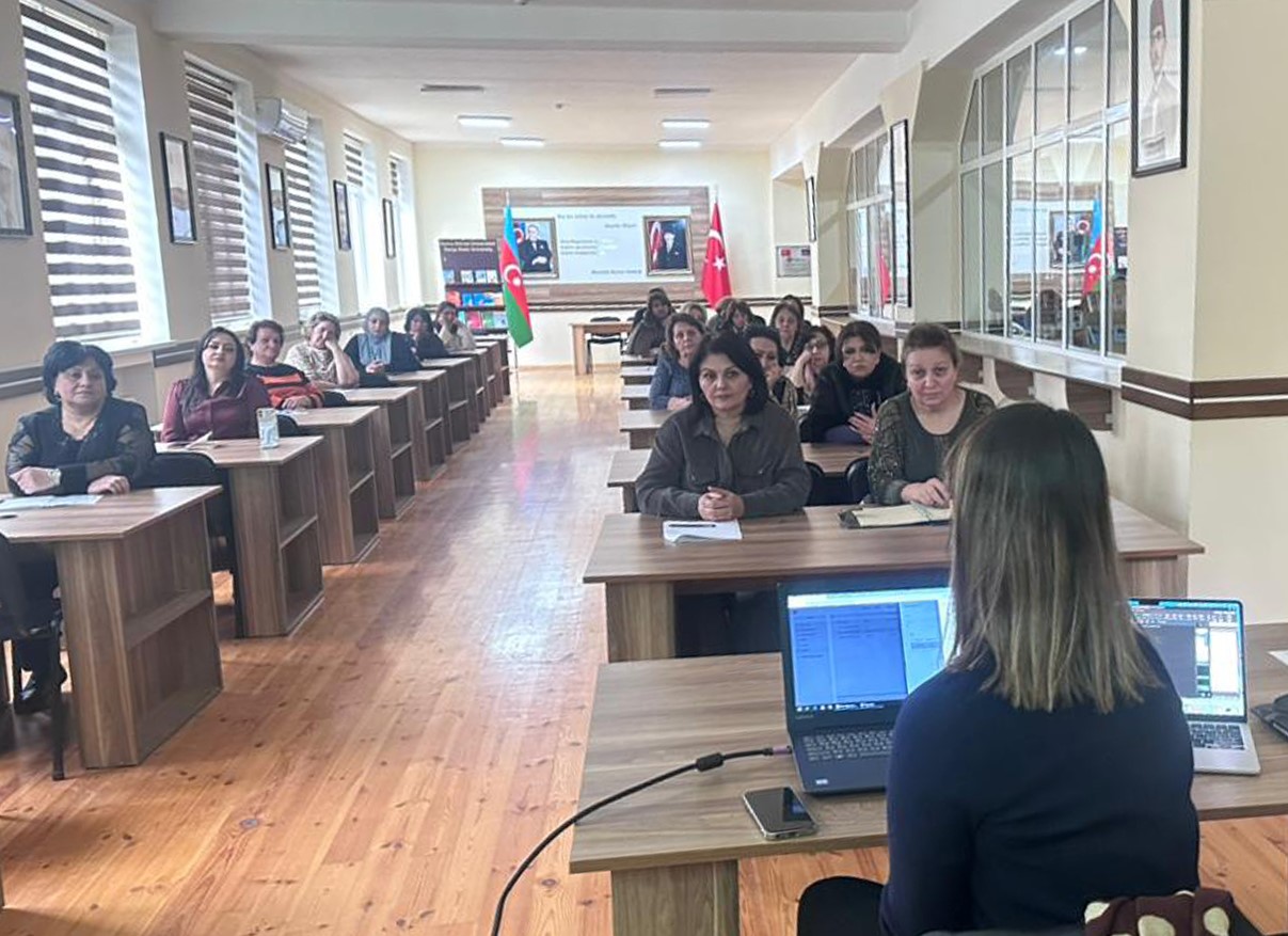 Elektron kitabxana istifadəyə verildi - FOTO