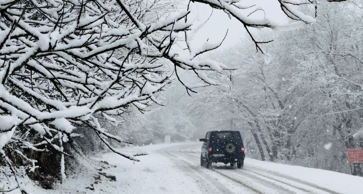 Sürücülərin nəzərinə! - Bakı-Şamaxı yolu buzlaşıb&nbsp;
