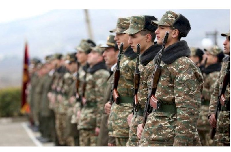 Ermənistanda yeni qanun: 40 min dollar ödə, əsgərliyə getmə!