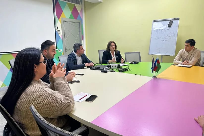 Mediada Azərbaycan dilinin qorunması ARB24-də müzakirə olundu - FOTO