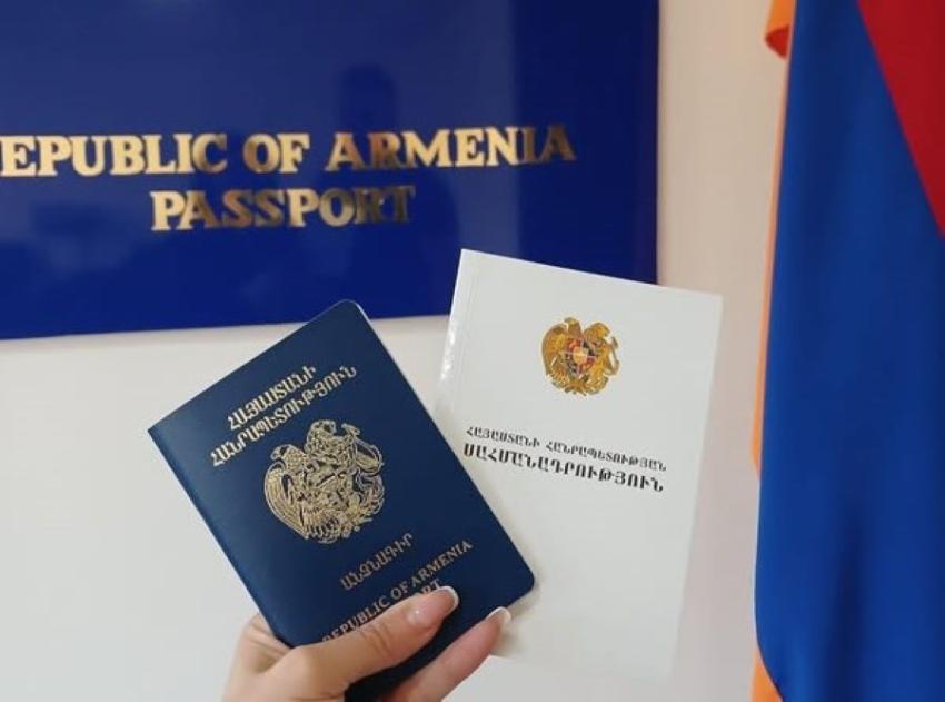 Azərbaycanda yaşamış 30 min nəfər Ermənistan pasportu alıb