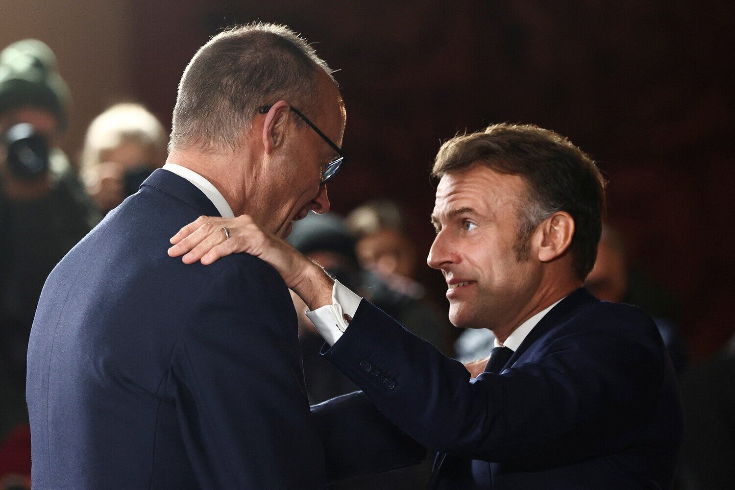 Merts və Makron Avropanın nüvə təhlükəsizliyini müzakirə edib