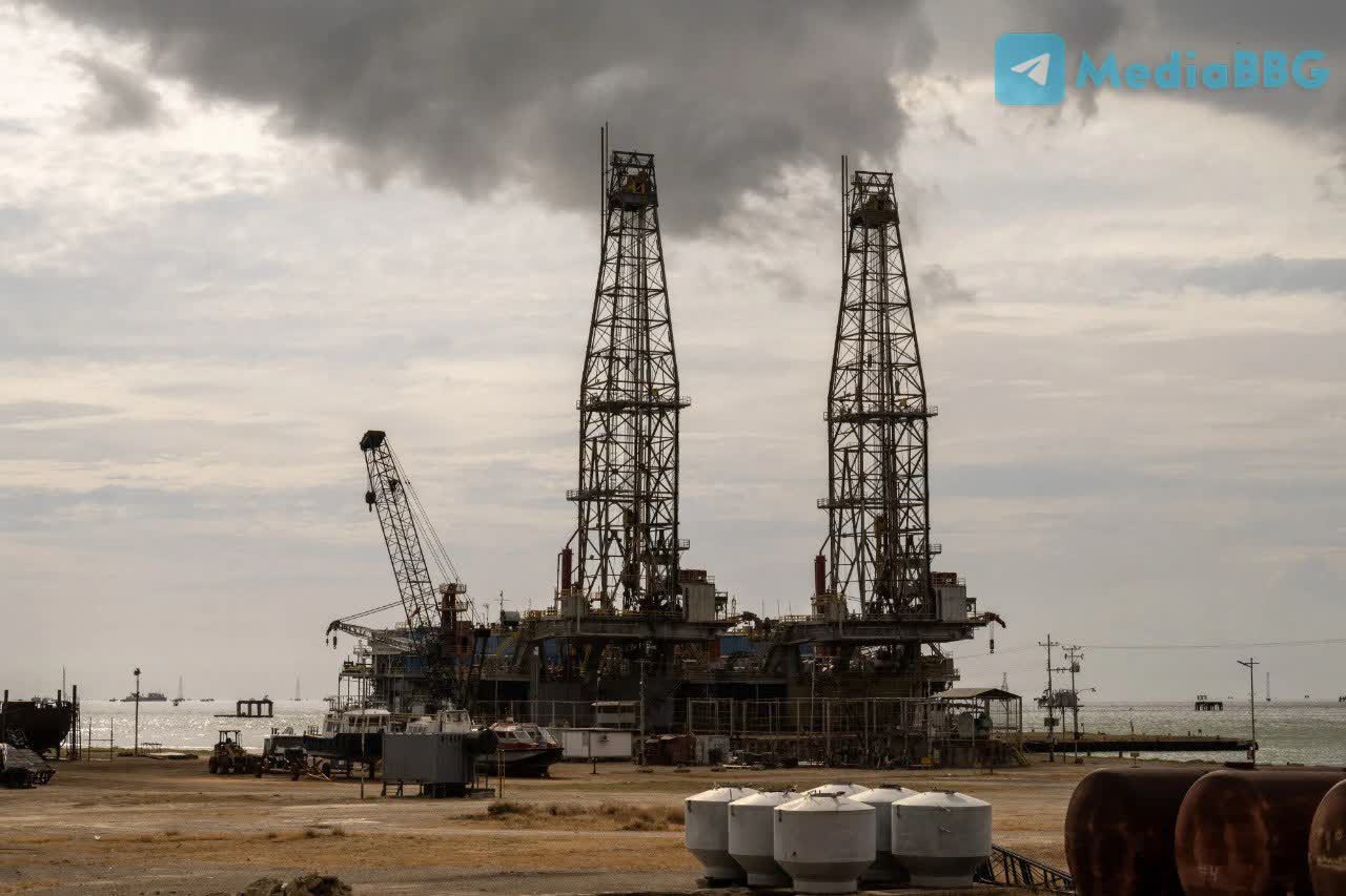 Venesuela nefti 5 Qərb şirkətinin nəzarətinə keçdi