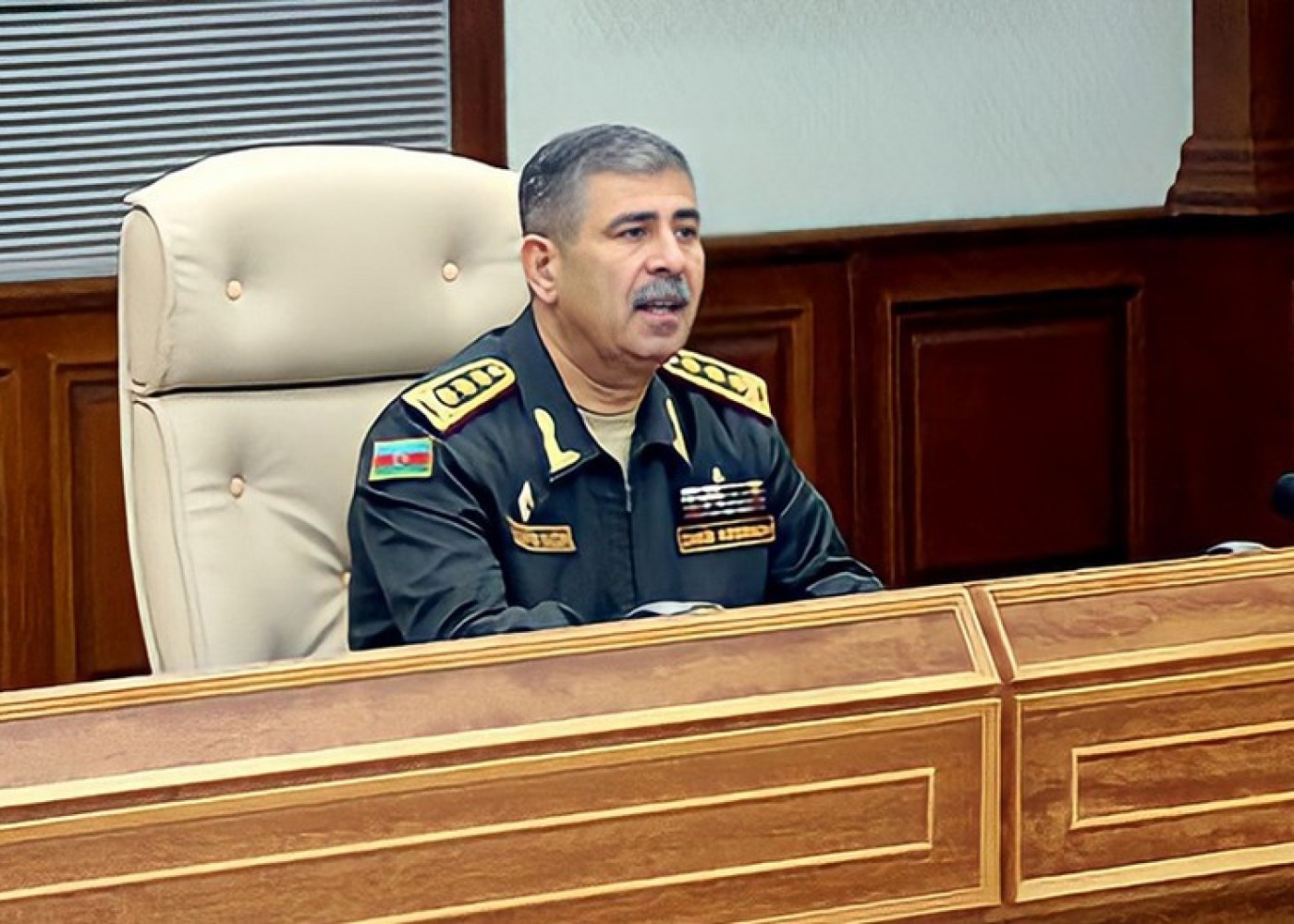 Zakir Həsənov&nbsp;komandanları topladı