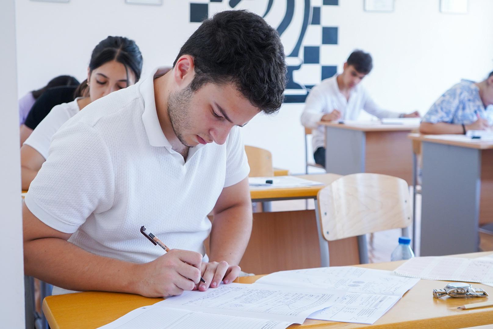 23 minə yaxın namizəd magistraturaya imtahan verəcək