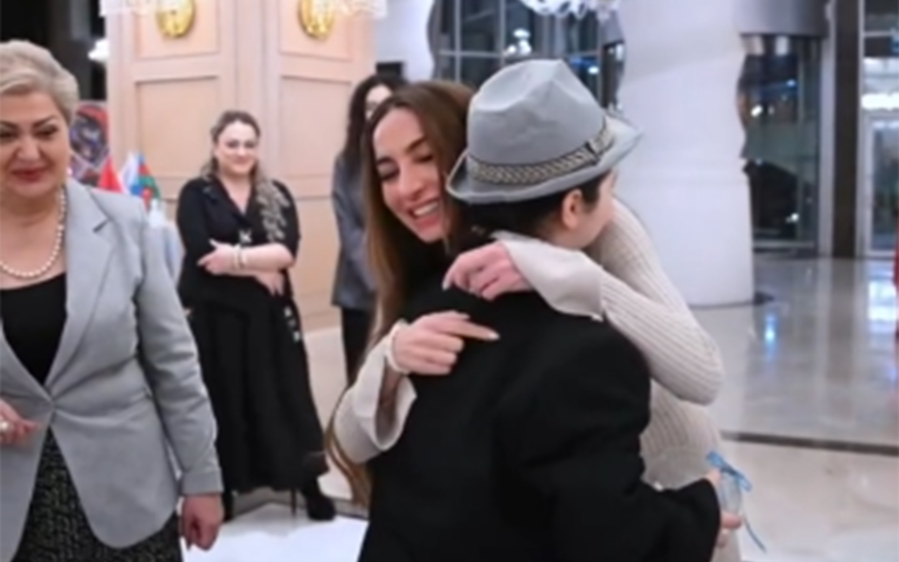 Arzu Əliyeva bədii-yaradıcılıq gecəsində&nbsp;- VİDEO