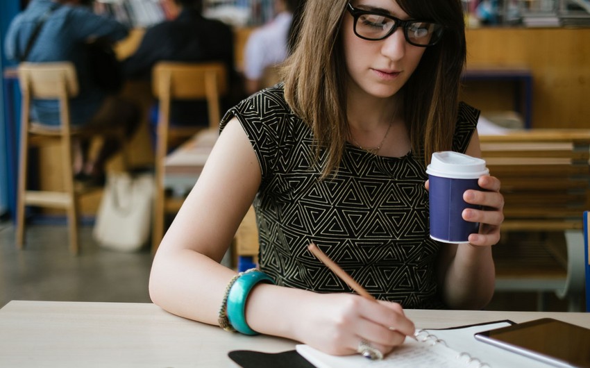 Dövlət hesabına xaricdə təhsil hüququ qazanan 33 nəfər imtina edib