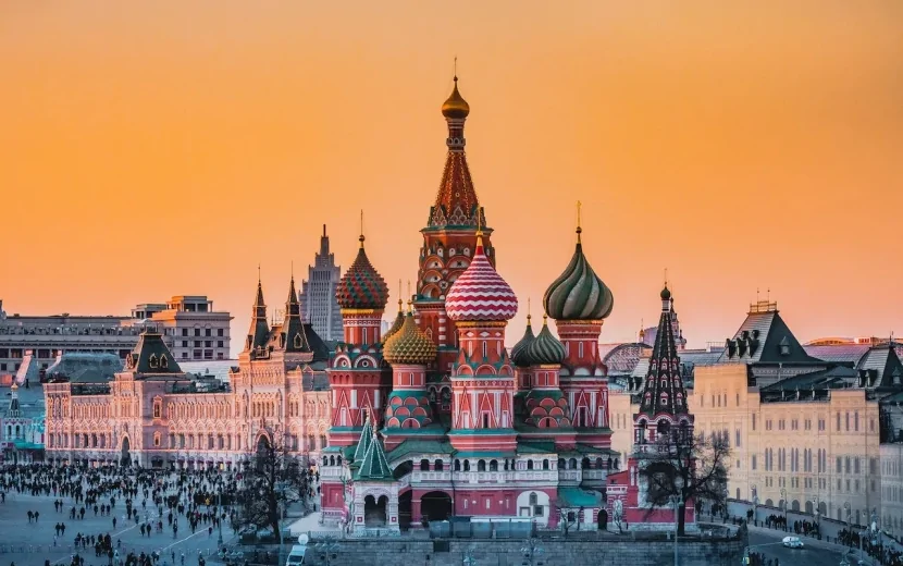 Moskvada azərbaycanlı ər-arvad intihar edib