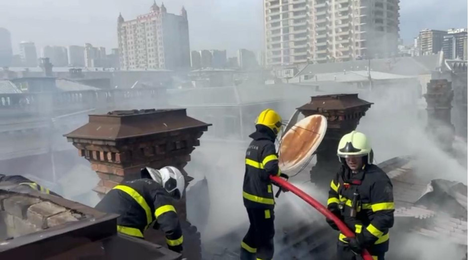 "Tarqovı"dakı yanğın söndürüldü: xəsarət alan&nbsp;var - YENİLƏNİB-1