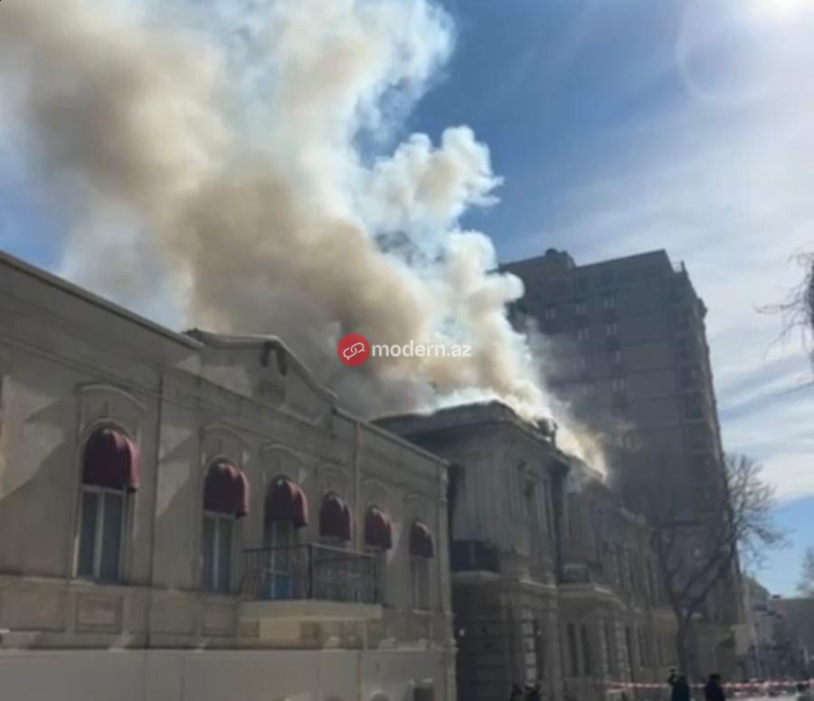 "Tarqovu" da yanan tarixi binadır? - AÇIQLAMA