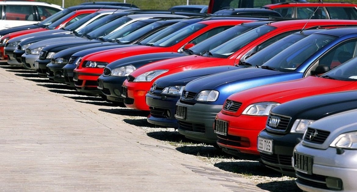 Azərbaycan daha bir ölkədən maşın almağa BAŞLADI