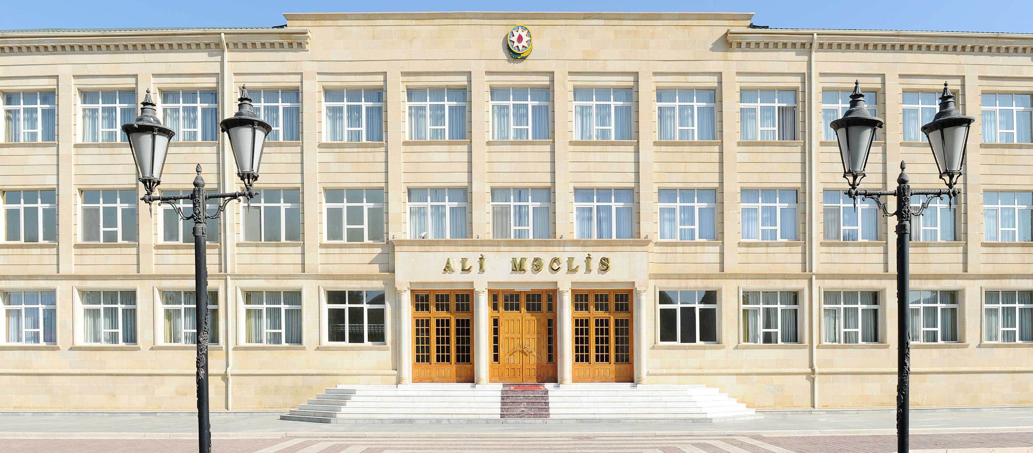 Ali Məclisin deputatlarının köməkçiləri olacaq