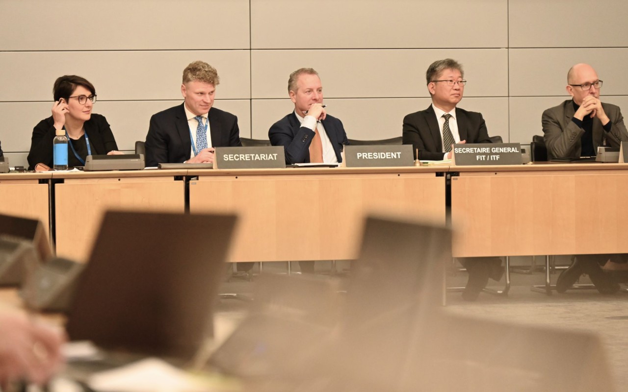 Azərbaycan Yol Nəqliyyatı Qrupunun iclasında təmsil olunub&nbsp;-&nbsp;FOTOLAR