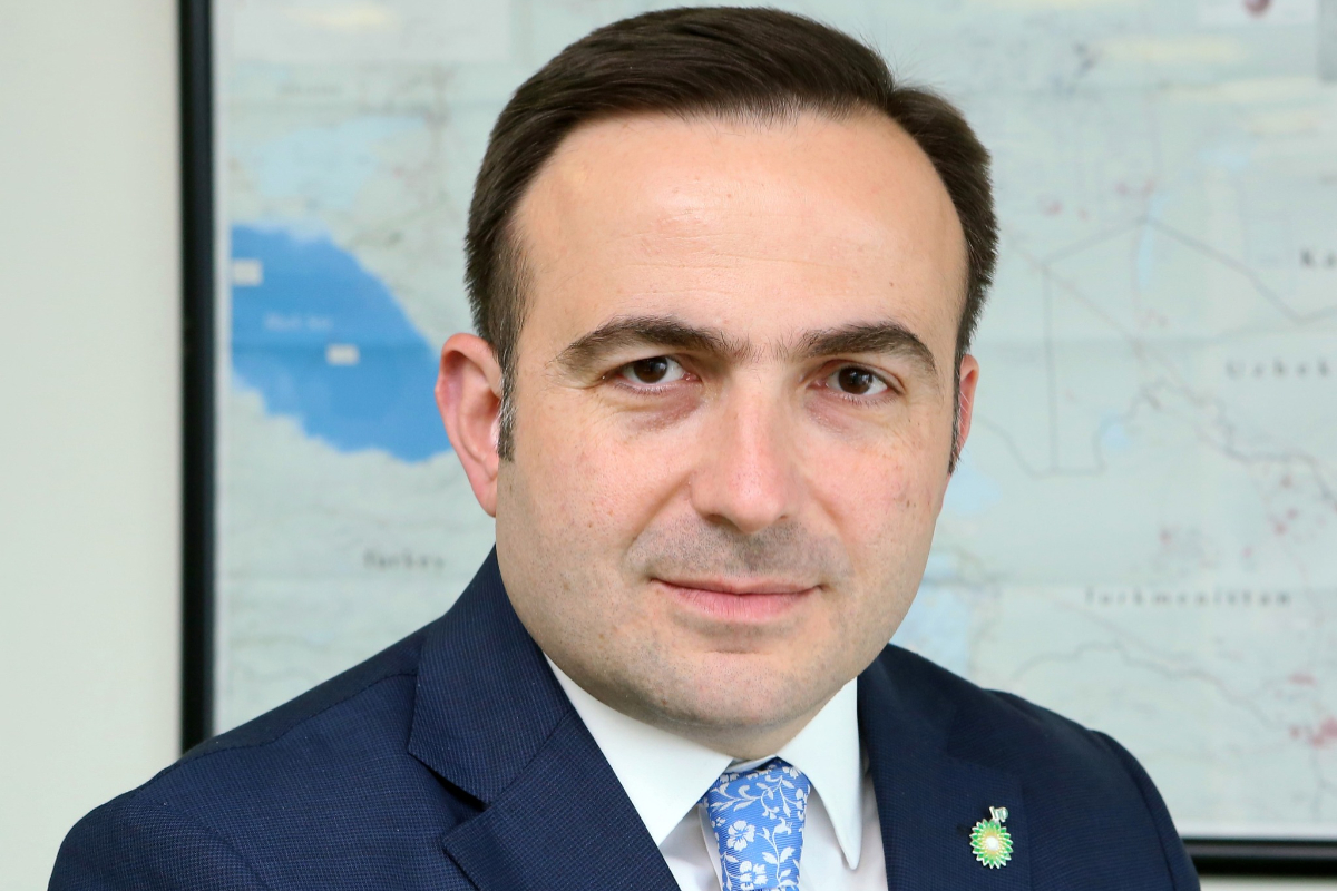 Bəxtiyar Aslanbəyli III Çarlz tərəfindən mükafata layiq görüldü