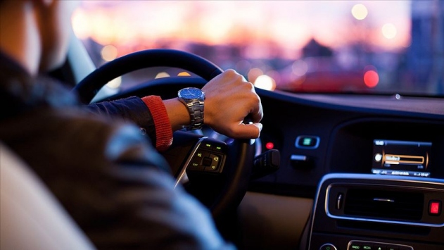 &ldquo;Ayıq sürücü&rdquo; başqasına məxsus avtomobillə qəza törədib