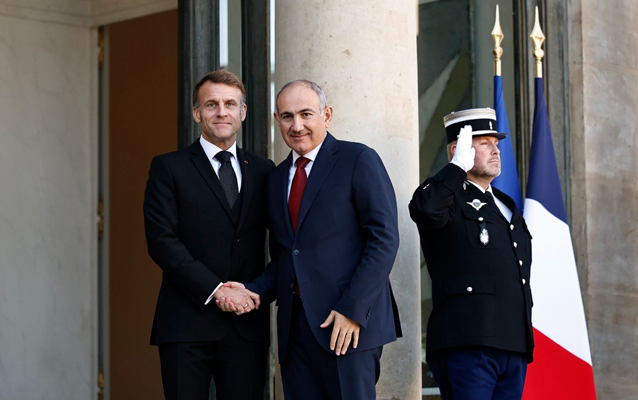 Makron Ermənistana gedəcək