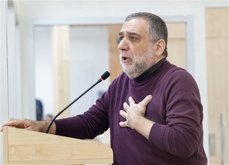 Vardanyan Füzuli və Caviddən sonra Nəsiminin də şeirini OXUDU