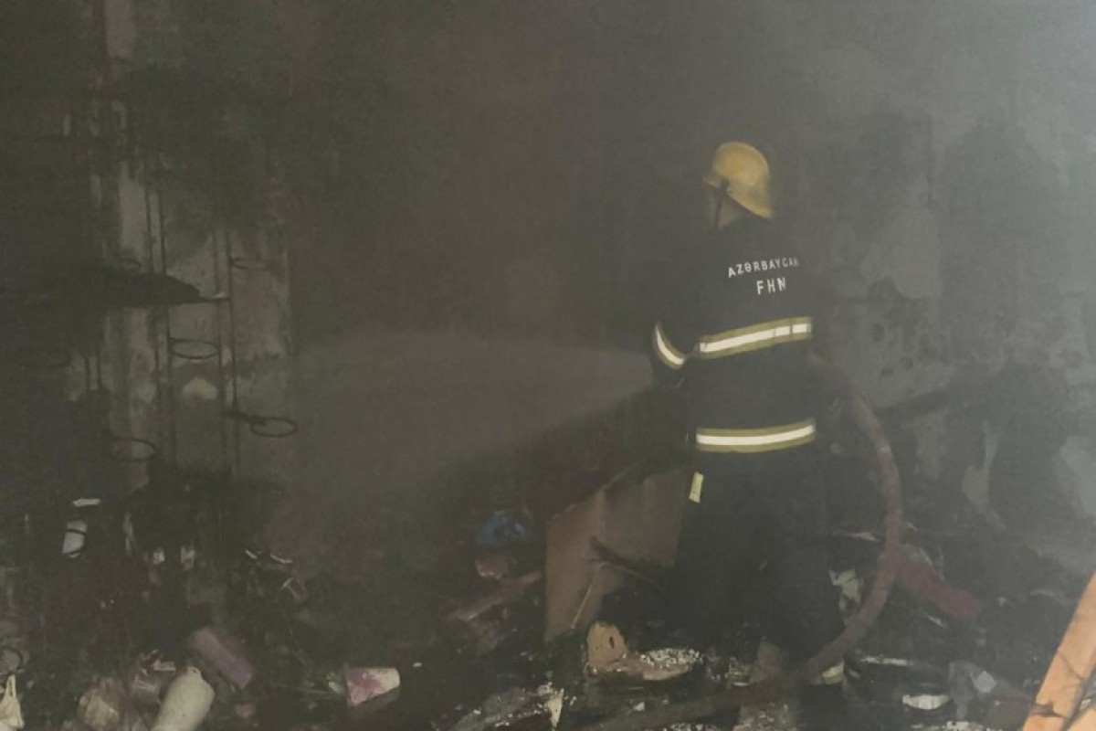 Bakıda mağazada partlayış -&nbsp;VİDEO