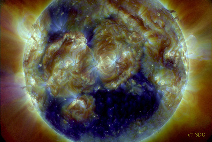 Havada maqnit qasırğası var