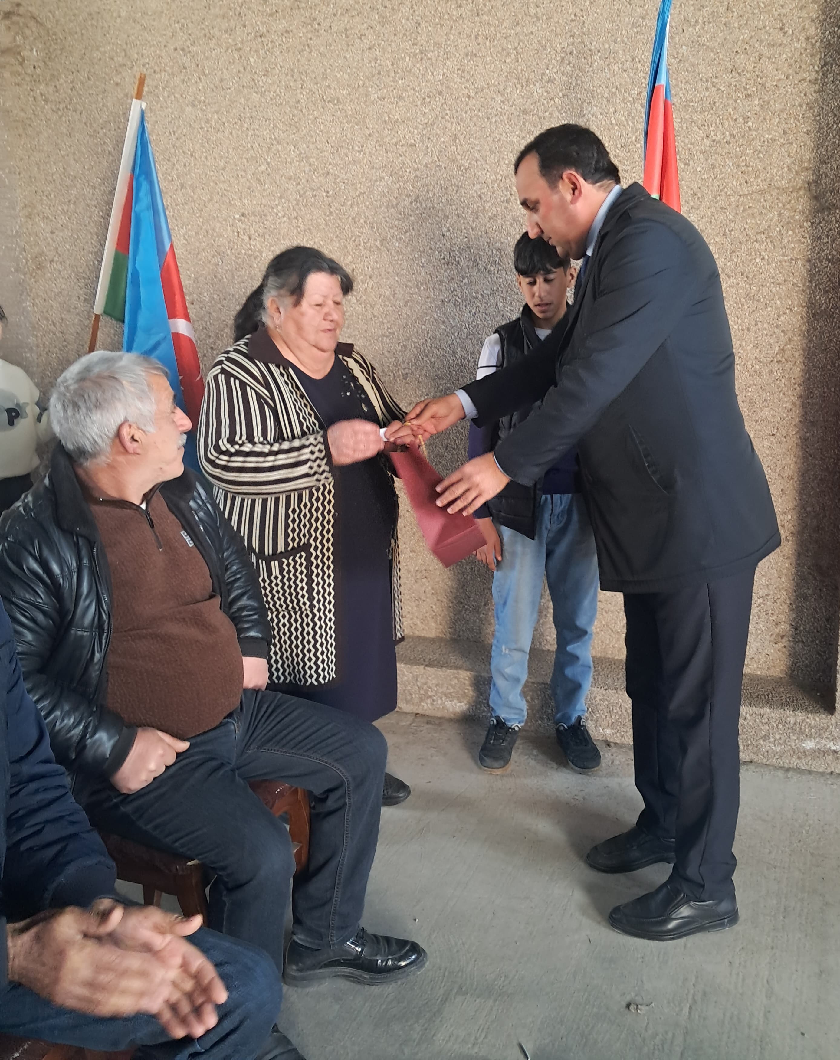 Ağdərəyə daha 293 nəfər qayıtdı - FOTO